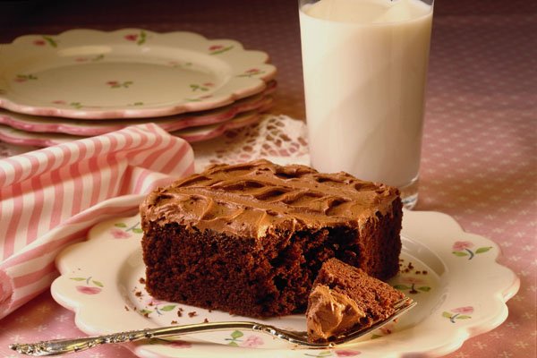 710032 Chocolate Cake Square A4 Photo Print