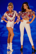 712074 Dee And Emma A4 Photo Print
