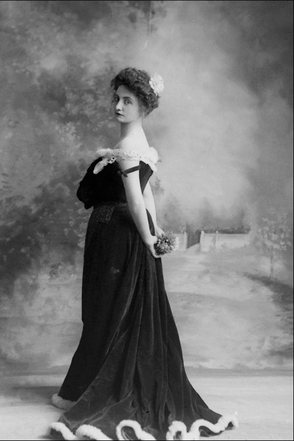 713006 Actress, 1916 A4 Photo Print