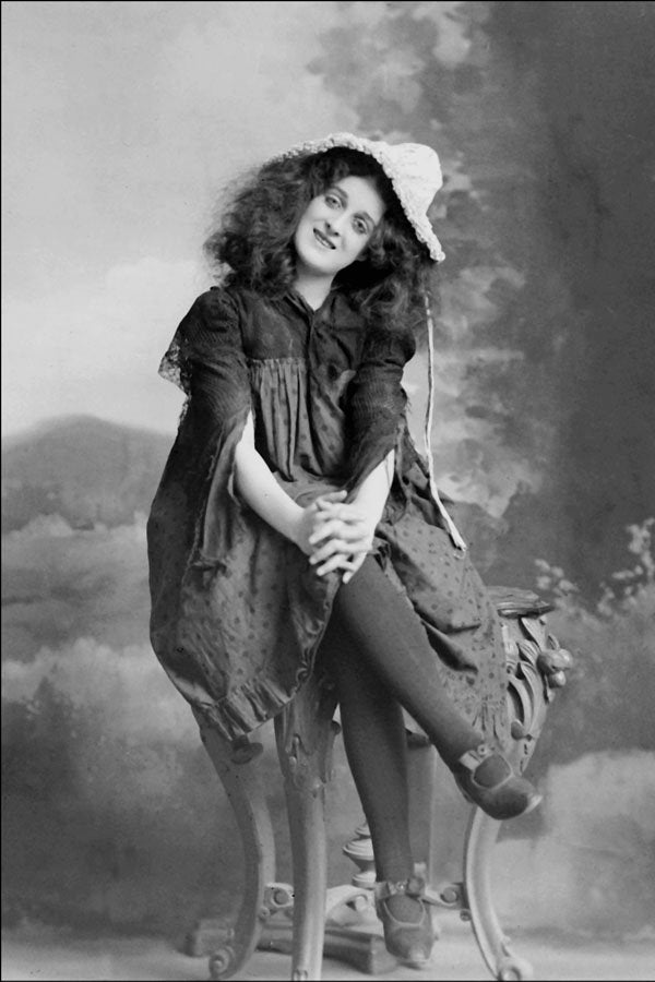 713008 Actress, 1916 A4 Photo Print