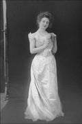 713017 Actress, 1916 A4 Photo Print
