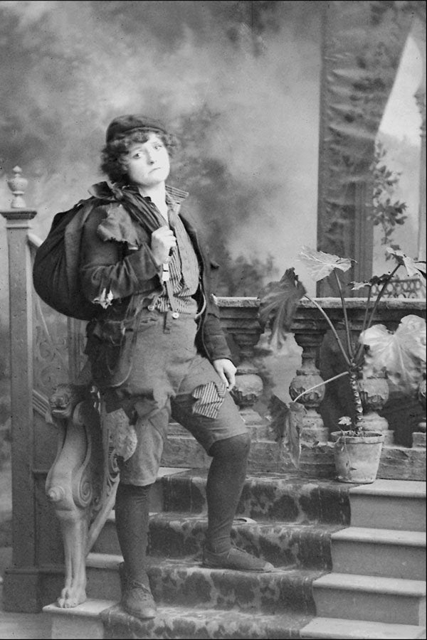 713024 Actress, 1916 A4 Photo Print