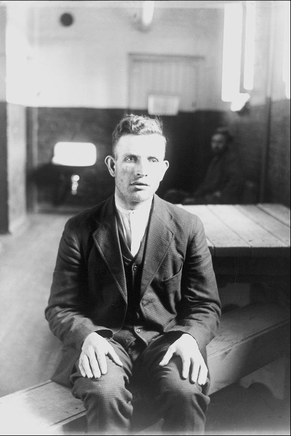 713032 Man Hanged In 1920 A4 Photo Print