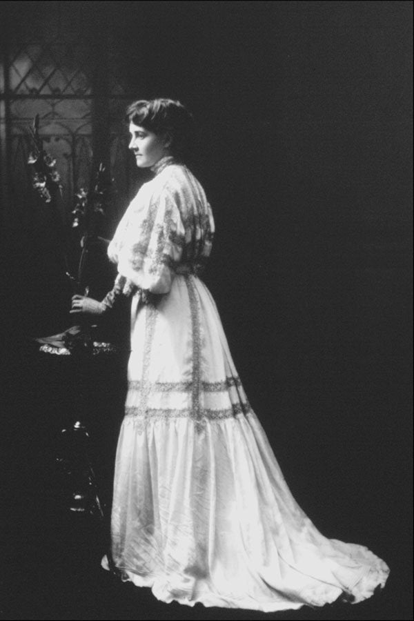 713052 A Lady, 14 X 17 Glass Plate, Portrait A4 Photo Print