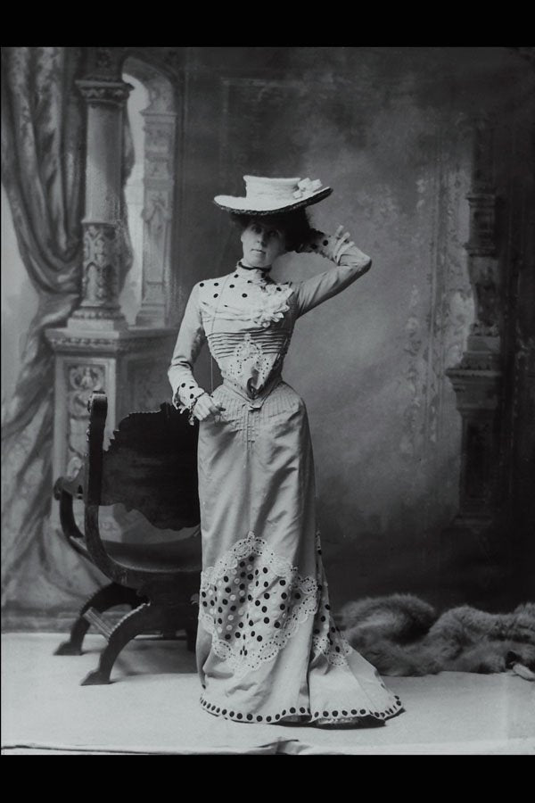 715081 Mrs. Fripp, 1902, Photo By W.J. Topley C33438 A4 Photo Print