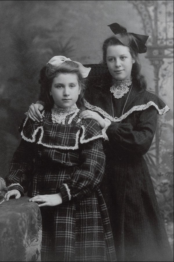 715083 Isobel And Florence, Circa 1905, Photo By S.J. Jarvis C23320 A4 Photo Print