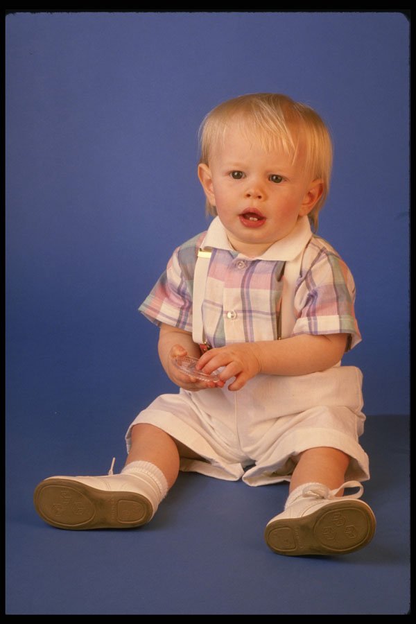 716013 Young Child A4 Photo Print