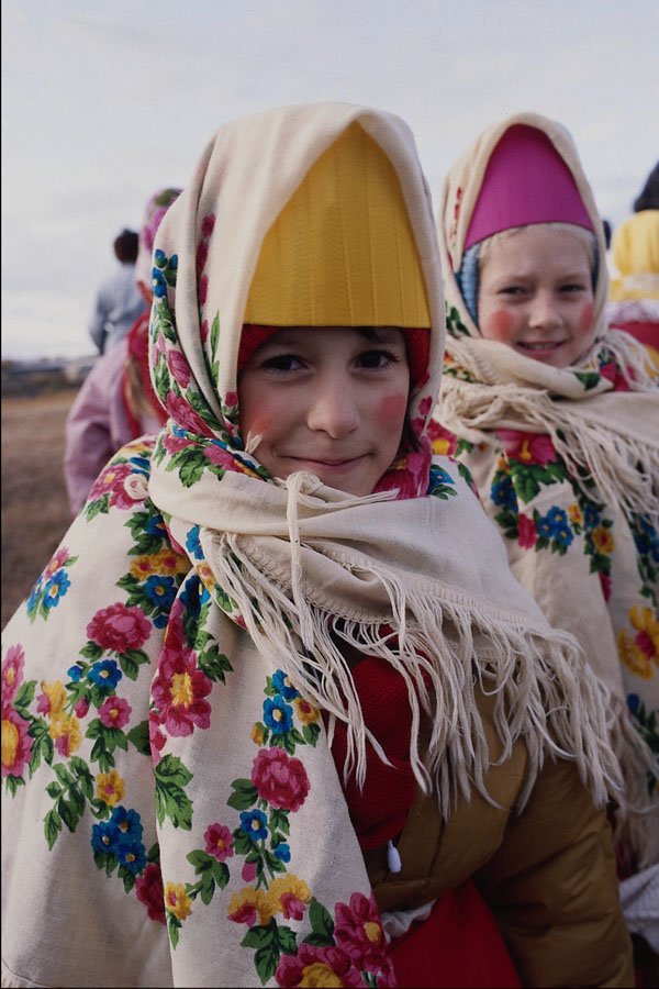 716046 Children In Traditional Russian Clothes A4 Photo Print