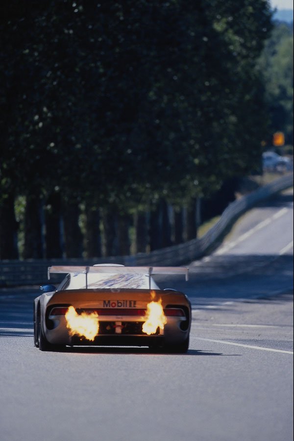 717063 No. 26, Porsche 911 GT1 A4 Photo Print