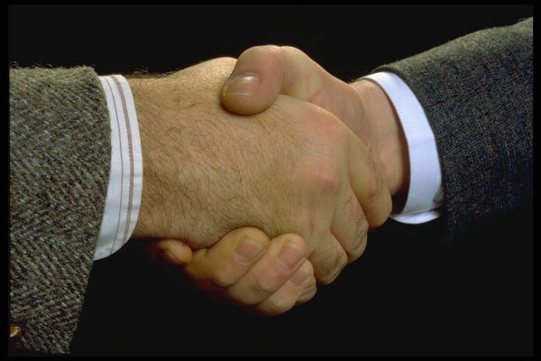 719038 Handshake A4 Photo Print