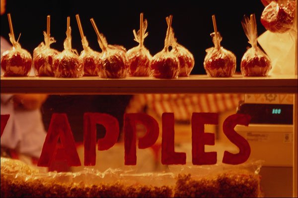 721021 Candy Apple Display At Central Canadian Exhibition, Ottawa, Canada A4 Photo Print