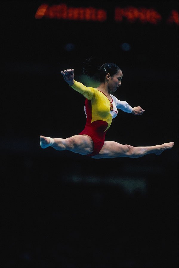 722021 Chinese Gymnast High Split, Balance Beam, Atlanta Olympics, 1996 A4 Photo Print