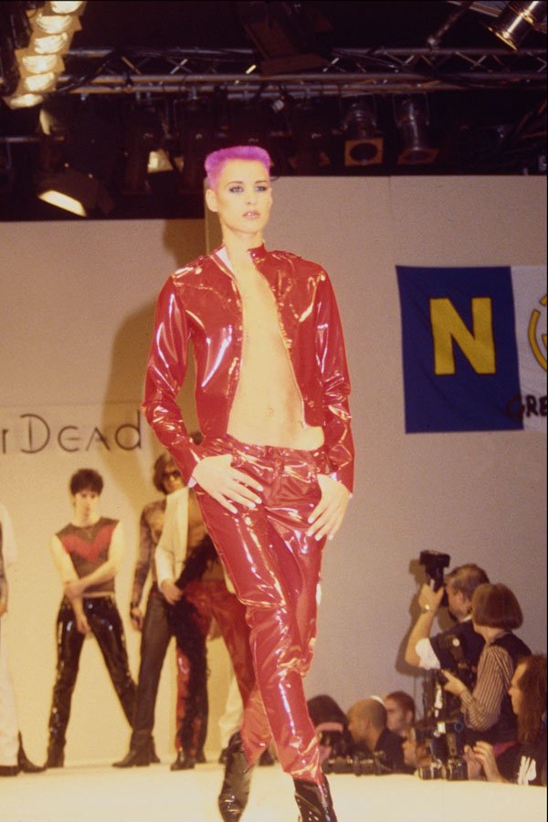 725089 Red Or Dead, London Fashion Week A4 Photo Print