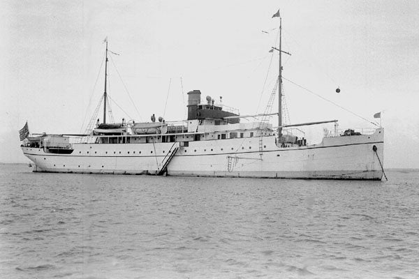 726007 Steam Ship Utowana, 1925 A4 Photo Print