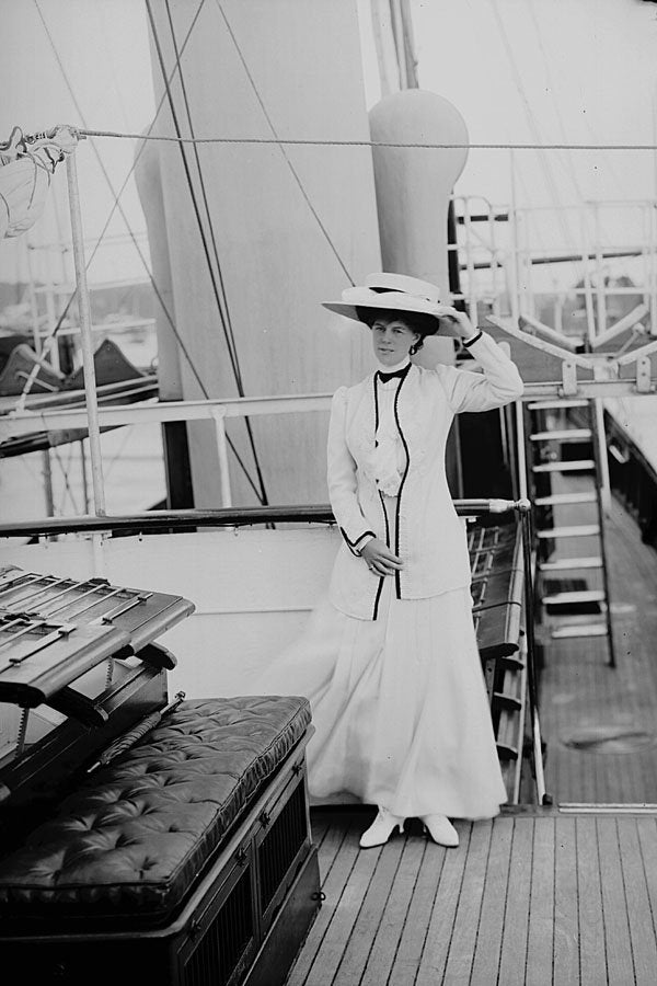726093 Mrs. Foster On Her Yacht Branwin, 1911, U.K. A4 Photo Print