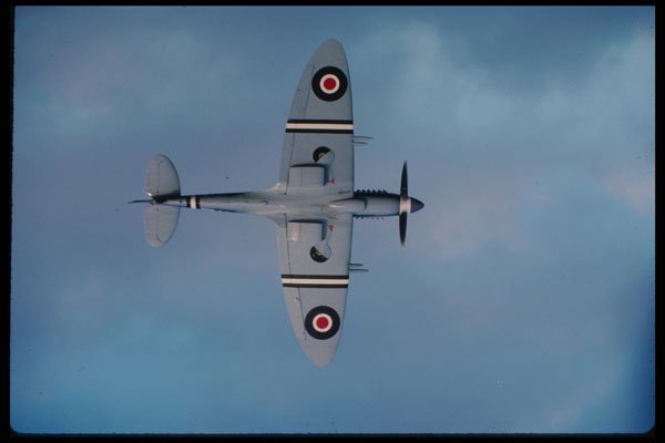 727078 Supermarine Spitfire A4 Photo Print