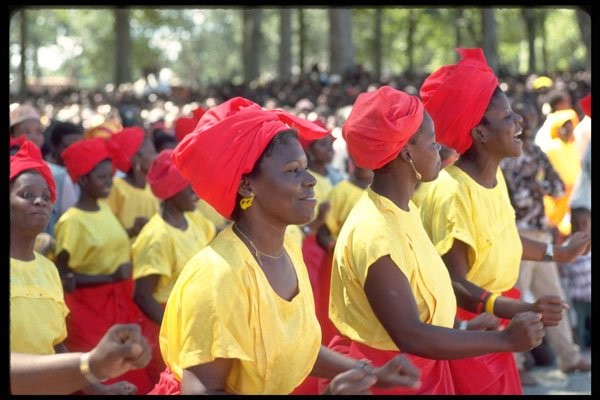 729007 Traditional Women's Dancing In Nampula, Northern Mozambique A4 Photo Print