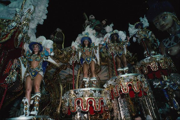 729081 Four Dancers On Float A4 Photo Print