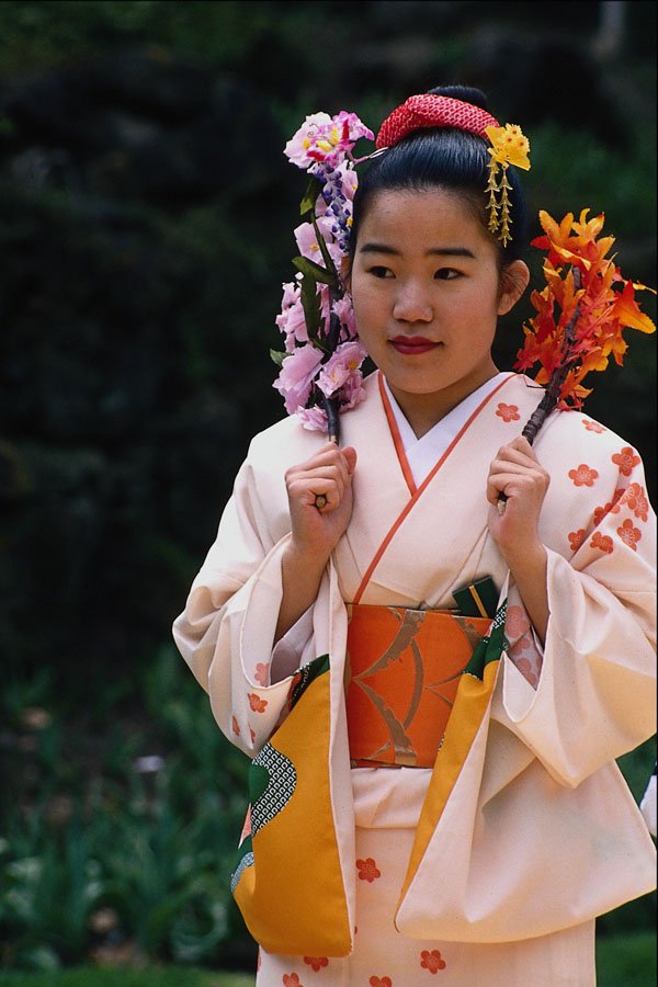 729089 Japanese Dancer A4 Photo Print