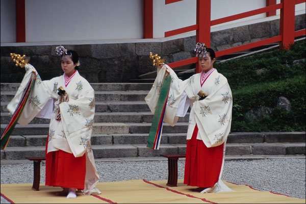 729094 Sacred Dancers, Shinto Shrine Nara A4 Photo Print
