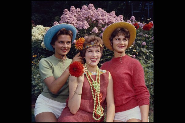 731096 Pretty Models At Resort Hotel, Nova Scotia A4 Photo Print