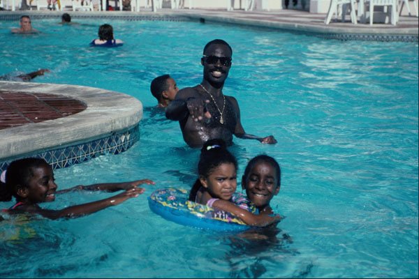 732055 Kids In Pool, Nassau, Bahamas A4 Photo Print