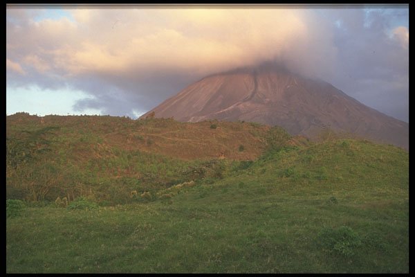 735044 Arenal Volcano, Costa Rica A4 Photo Print