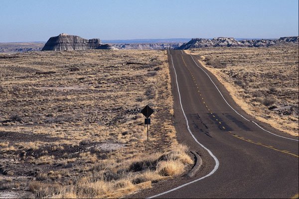 737004 Highway Through Painted Desert, Arizona, U.S.A. A4 Photo Print