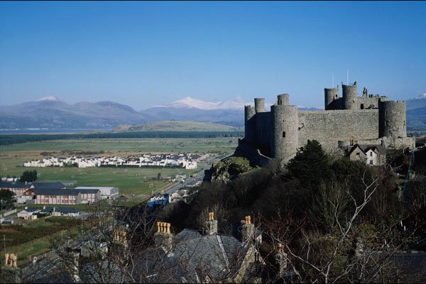 738016 Harlech Castle, Wales A4 Photo Print