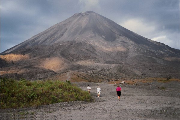 739012 Volcan Arenal, Active Volcano, Erupted 1968, Costa Rica A4 Photo Print