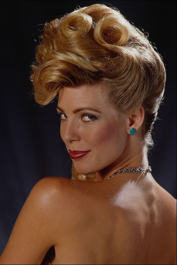 746043 Woman With Over The Shoulder Up do A4 Photo Print