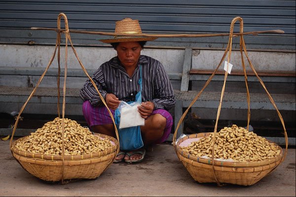 749059 Market Woman, Thailand A4 Photo Print