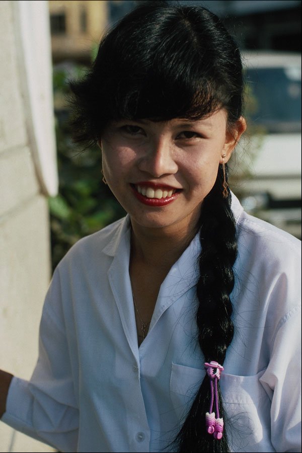 749098 Beautiful Girl From Hue, Central Vietnam A4 Photo Print