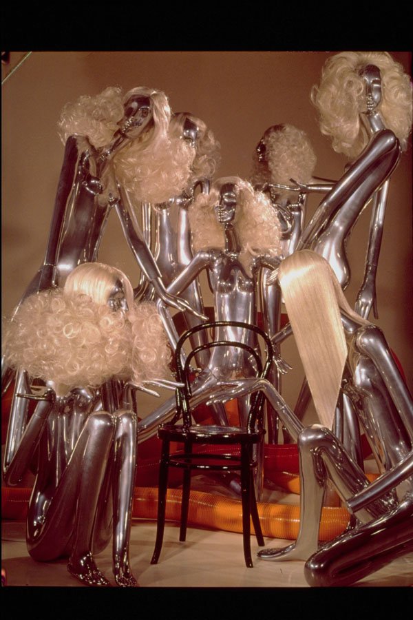 756025 Metallic Blondes A4 Photo Print