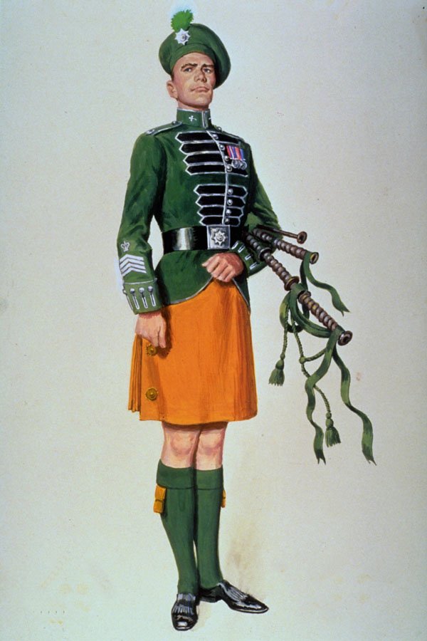 756076 Pipe Major, Irish Guards, 1946 1980's A4 Photo Print