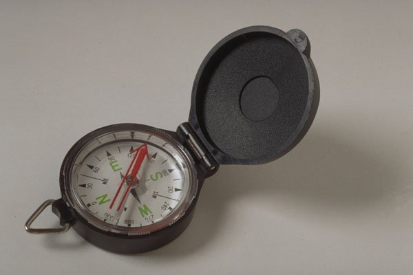 757085 Compass A4 Photo Print