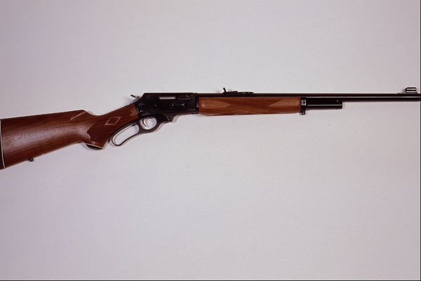 758055 Lever Action Rifle A4 Photo Print