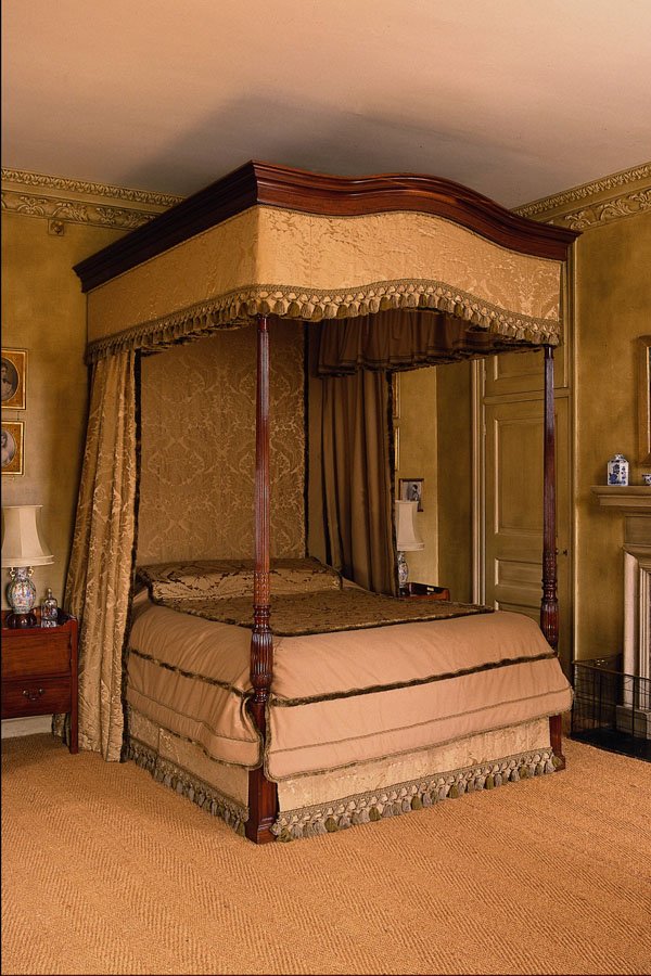 759043 Four Poster Bed, Bramham Park, Wetherby, Yorkshire, England A4 Photo Print