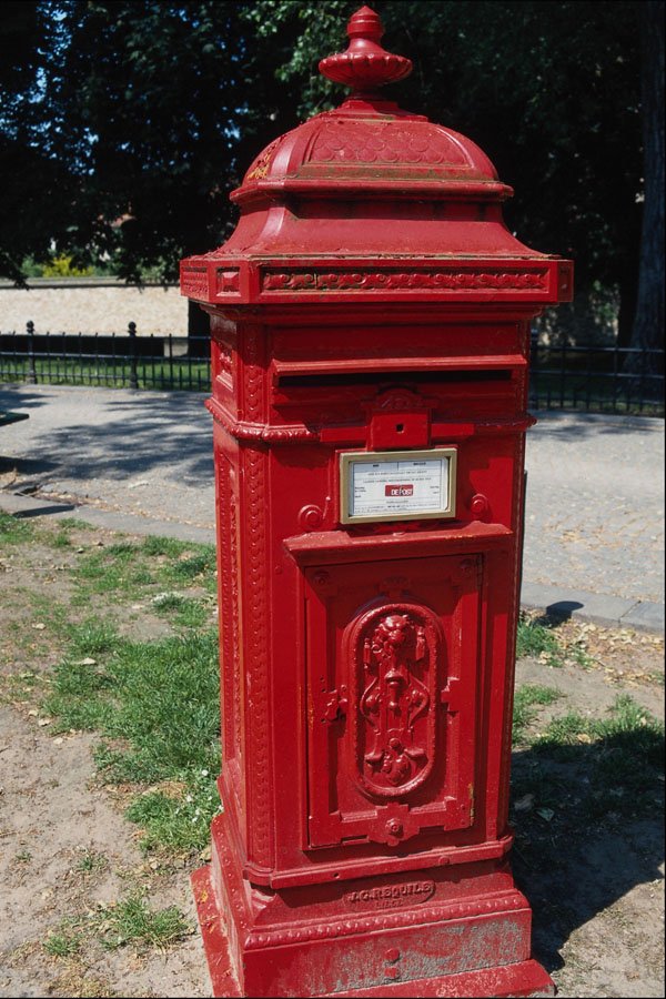 764005 Belgian Red Letter Box A4 Photo Print