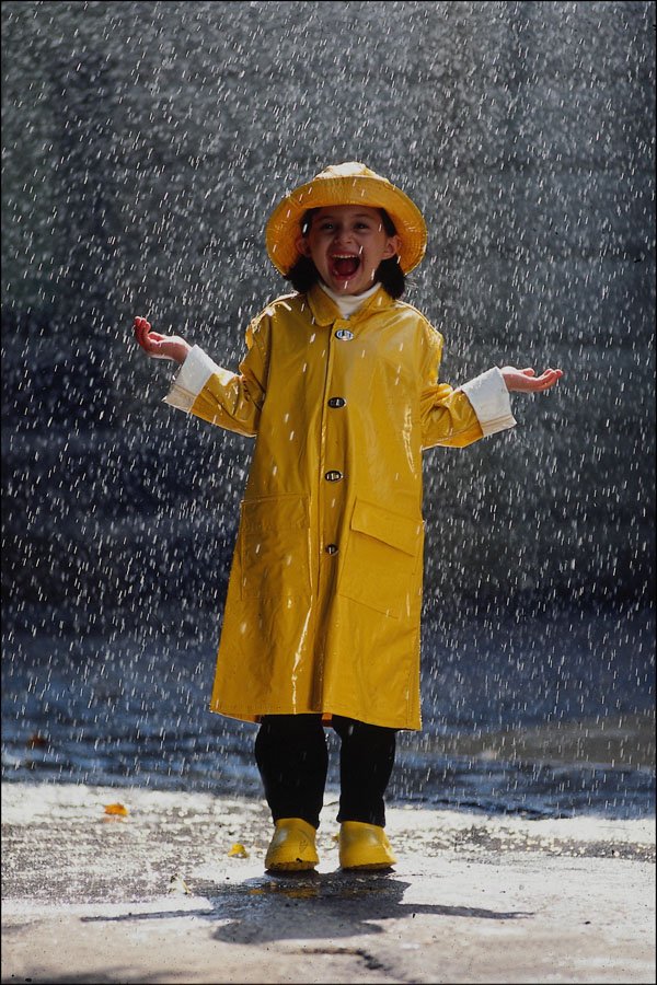 768097 Standing In The Rain A4 Photo Print