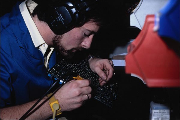769079 Electronics Worker, Printed Circuit Board Assembly A4 Photo Print