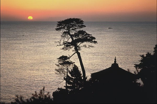 772026 Sunrise, Uisangdae Pavilion, Naksansa (temple) A4 Photo Print