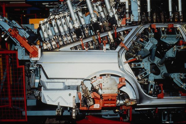 779019 Austin Rover Production Line, Cowley Plant, England A4 Photo Print