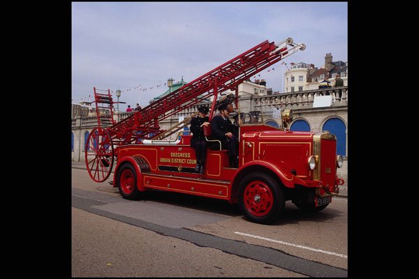 779070 1937 Leyland Lynx, Escape Hose Reel Tender A4 Photo Print