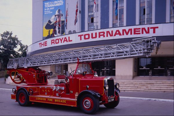 779083 1937 Leyland, Open Turntable Ladder Pump A4 Photo Print