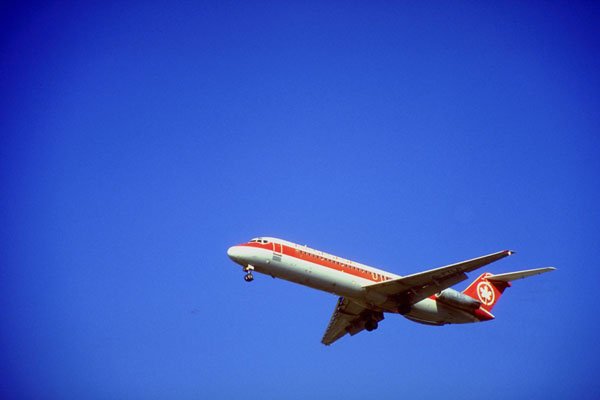 781038 DC 9 A4 Photo Print