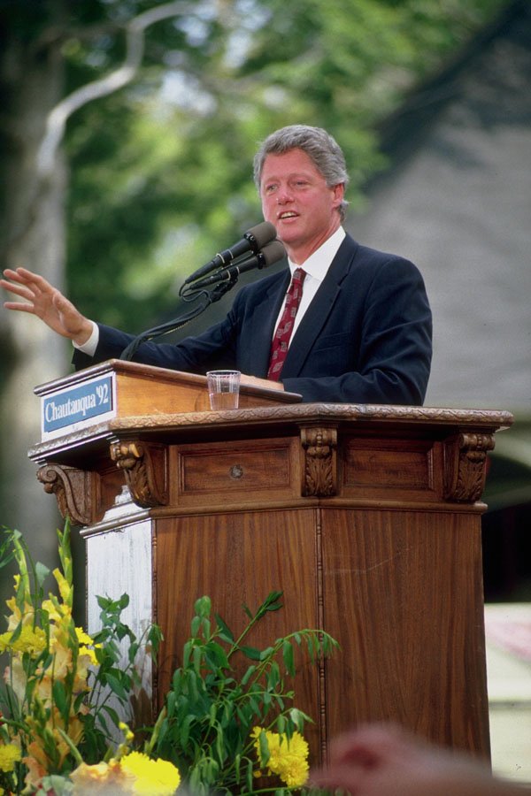 782038 Presidential Candidate, Bill Clinton At Campaign Rally, U.S.A. A4 Photo Print
