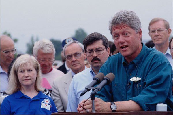 784069 President Bill Clinton Addresses The Media At A Press Conference A4 Photo Print