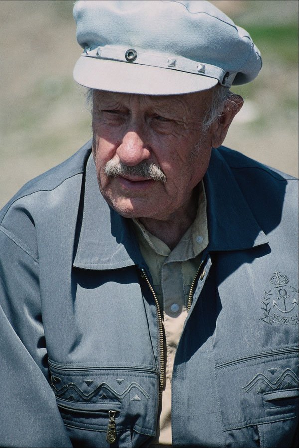 784088 Listuyanka Man, Siberia, Russia A4 Photo Print