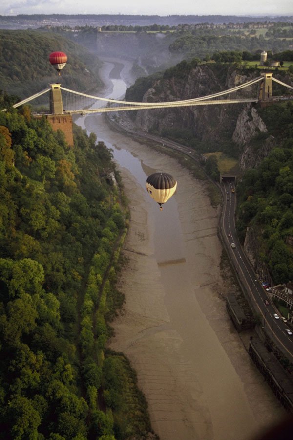 786020 Balloon Over Avon Gorge, Bristol, England A4 Photo Print